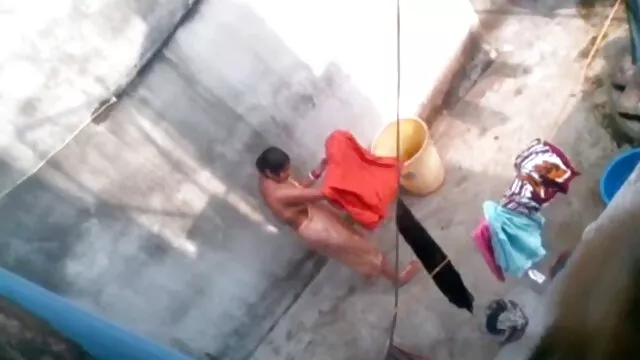 Adulto sem registo  O pequeno puncher abriu as pernas à frente do pai, videos eroticos kid bengala amigo negro.