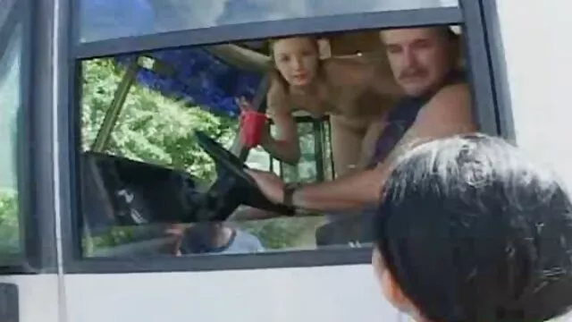 Adulto sem registo  Vi o mollato nu na ver videos eroticos caseiros sua alma e convidei o meu amigo para organizar um gang.