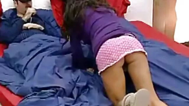 Adulto sem registo  O lendário membro site de filmes eroticos Rocco visitou todos os belos buracos ruivos