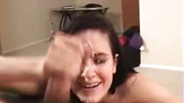 Adulto sem registo  Ver a lei a treinar filmes romanticos e eroticos o irmão da lei a tirar uma fotografia do cum in pussy