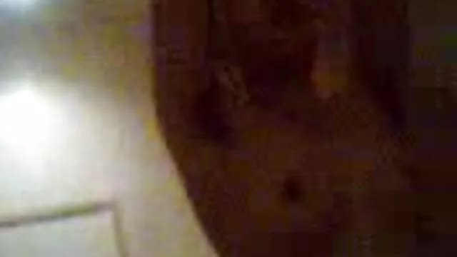 Adulto sem registo  Ela parecia ao marido trabalhar no escritório e video erotico com historia obrigou-se a ir para a mesa.