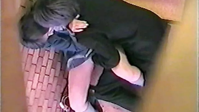 Adulto sem registo  A cabra loira convidou a amiga para a conhecer filmes eroticos explicito e esbofeteou o ZHM andh.