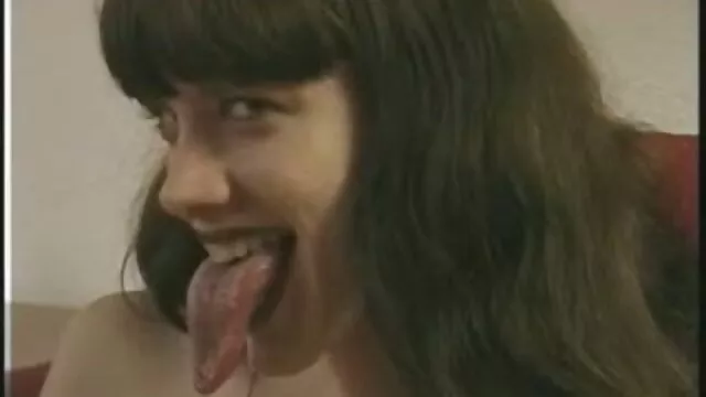 Adulto sem registo  Ver o grande rabo de filmes eroticos lesbicas uma mulher madura fodeu-o e levou-o no cu