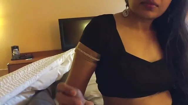 Adulto sem registo  Uma massagem experiente treina o aprendiz ao serviço regular do cliente filmes eroticos antigos nacionais