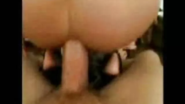 Adulto sem registo  Ela foi para casa comer e, como resultado, espancou uma amante filmes erotica atarefada no rabo