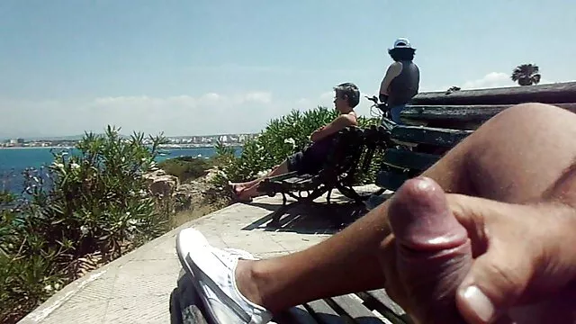 Adulto sem registo  Garganta Funda em video erotico de estupro conversa privada